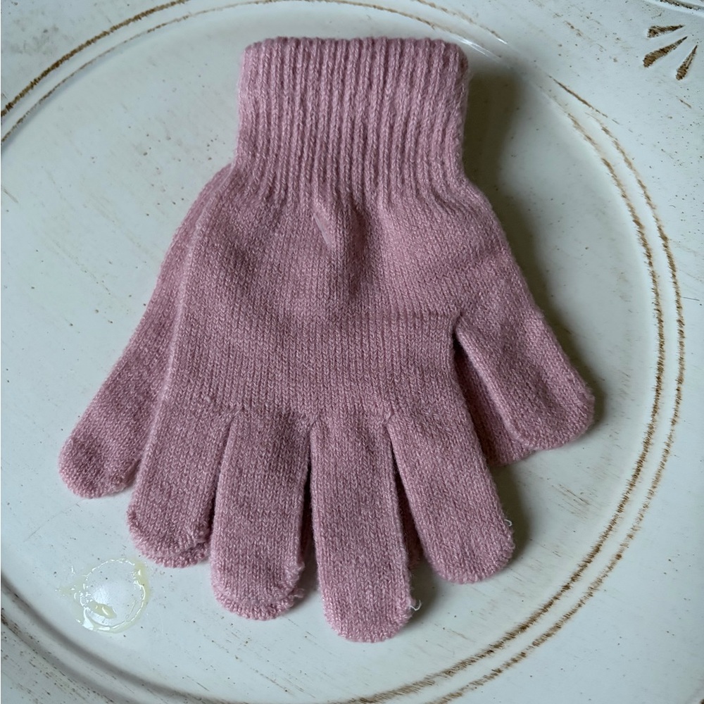 Choose 3 for $9 Pink Girls Knit Gloves nwt